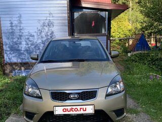 2010 Kia Rio II Рестайлинг, бежевый, 570000 рублей, вид 2