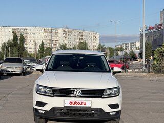 2018 Volkswagen Tiguan II, белый, 2450000 рублей, вид 3
