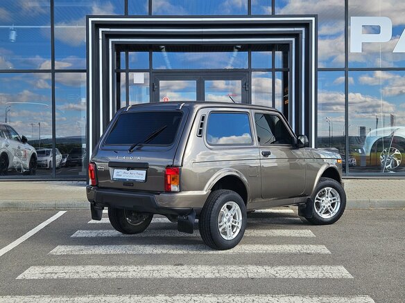 2024 Lada (ВАЗ) Niva Legend I, коричневый - вид 3