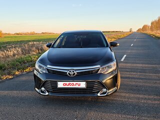 2015 Toyota Camry VII (XV50) Рестайлинг, чёрный, 1850000 рублей, вид 2