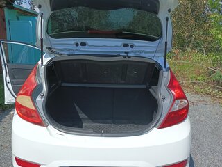 2012 Hyundai Solaris I, белый, 630000 рублей, вид 5