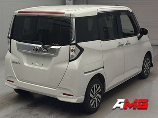 2022 Toyota Roomy I Рестайлинг, белый, 1207000 рублей, вид 2