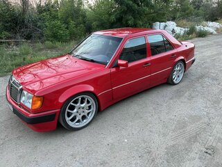 1994 Mercedes-Benz E-Класс 320 I (W124), красный, 1500000 рублей, вид 1
