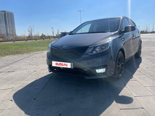 2015 Kia Rio III Рестайлинг, серый, 800000 рублей, вид 2