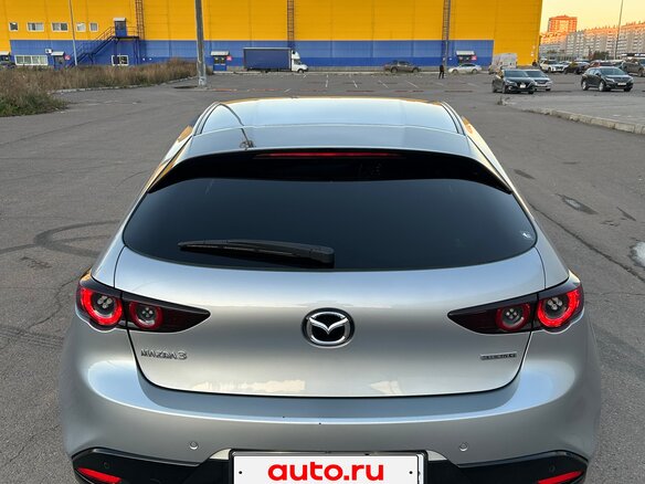 2021 Mazda 3 IV (BP), серый, 1350000 рублей - вид 4