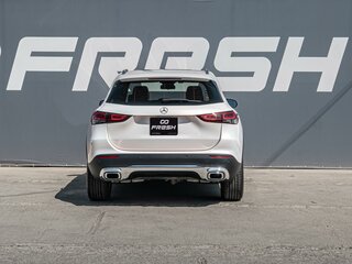 2022 Mercedes-Benz GLA 220 II (H247), белый, 3990000 рублей, вид 4