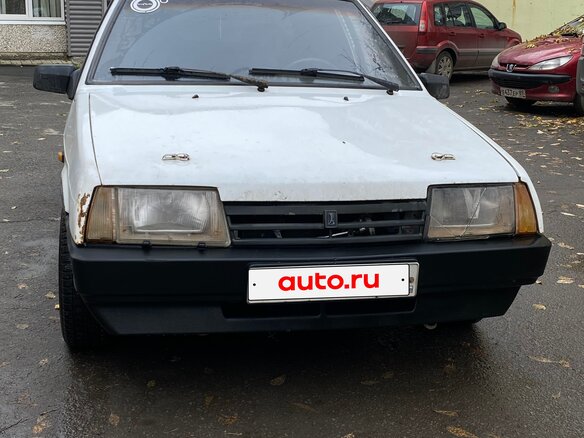 2000 Lada (ВАЗ) 21099, белый, 60000 рублей