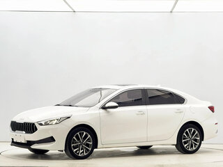 2022 Kia K3 II (China Market), белый, 1370000 рублей, вид 1