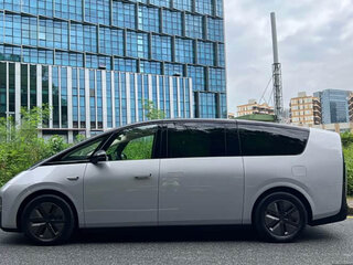 2026 Li Auto (Lixiang) Mega II, серебристый, 12500000 рублей, вид 4