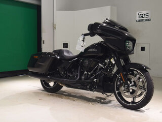 2026 Harley-Davidson Street Glide, чёрный, 3100000 рублей, вид 3