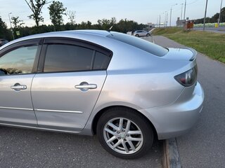 2006 Mazda 3 I (BK) Рестайлинг, серебристый, 500000 рублей, вид 4
