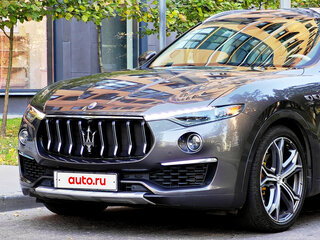 2021 Maserati Levante I Рестайлинг, серый, 5900000 рублей, вид 3