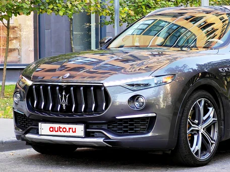 2021 Maserati Levante I Рестайлинг, серый, 5900000 рублей, вид 1