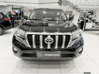 2015 Toyota Land Cruiser Prado 150 Series Рестайлинг 1, чёрный, 3090000 рублей, вид 2