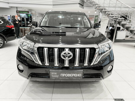 2015 Toyota Land Cruiser Prado 150 Series Рестайлинг 1, чёрный, 3090000 рублей, вид 2