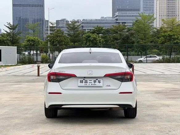 2022 Honda Civic XI, белый, 1720000 рублей - вид 5
