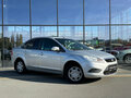 2011 Ford Focus II Рестайлинг, серебристый, 490000 рублей - вид 1