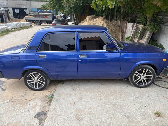2001 Lada (ВАЗ) 2107, синий, 230000 рублей - вид 5