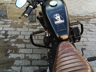 2011 Harley-Davidson Sportster 883, чёрный, 800000 рублей, вид 4
