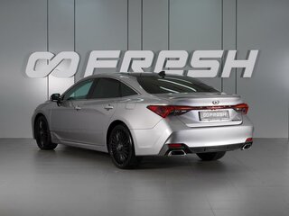 2023 Toyota Avalon V Рестайлинг, серебристый, 3699000 рублей, вид 2
