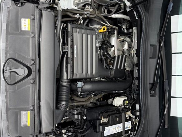 2022 Audi A3 Sportback 35 TFSI IV (8Y), белый, 2255000 рублей - вид 17