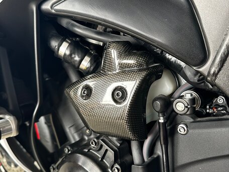 2012 Yamaha YZF-R1, белый, 1200000 рублей, вид 4