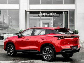 2026 Omoda C5 II, красный, 2751210 рублей, вид 3