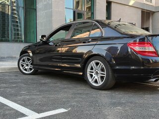 2007 Mercedes-Benz C-Класс 200 III (W204), чёрный, 590000 рублей, вид 3