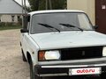 2002 Lada (ВАЗ) 2105, белый, 140000 рублей - вид 1