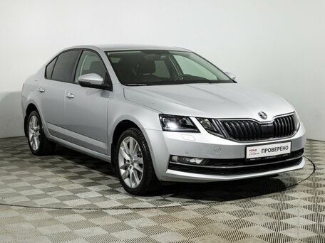 2017 Skoda Octavia III (A7) Рестайлинг, серебристый, 1949900 рублей, вид 3
