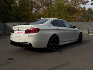 2013 BMW 5 серии 530d xDrive VI (F10/F11/F07), белый, 2300000 рублей, вид 5