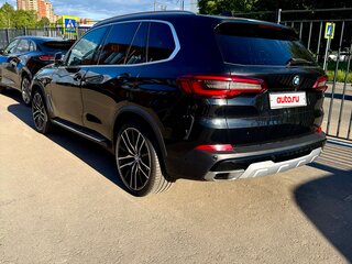 2019 BMW X5 30d IV (G05/G18), чёрный, 5500000 рублей, вид 2