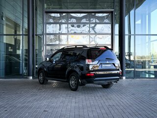 2011 Mitsubishi Outlander II Рестайлинг, чёрный, 999999 рублей, вид 5