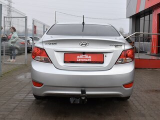 2012 Hyundai Solaris I, серый, 899000 рублей, вид 5