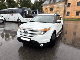 2015 Ford Explorer V, белый, 2250000 рублей, вид 1