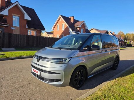 2022 Volkswagen Multivan T7, серый, 6800000 рублей, вид 2