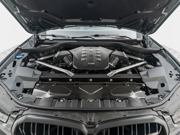 2026 BMW X6 M60i III (G06) Рестайлинг, серый, 19740000 рублей - вид 3