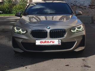2022 BMW 1 серии 120i III (F52) Рестайлинг, серый, 2500000 рублей, вид 3