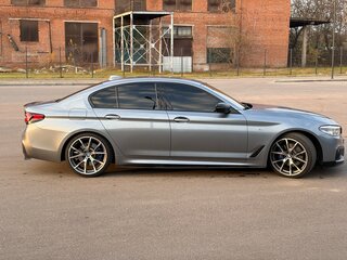 2017 BMW 5 серии 530i xDrive VII (G30/G31/G38), серый, 3500000 рублей, вид 3