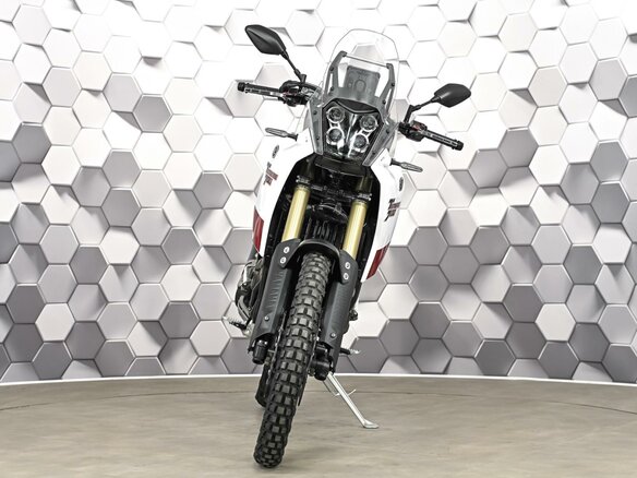 2021 Yamaha Tenere 700, белый - вид 4