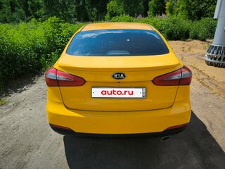 2013 Kia Cerato III, жёлтый, 690000 рублей, вид 4