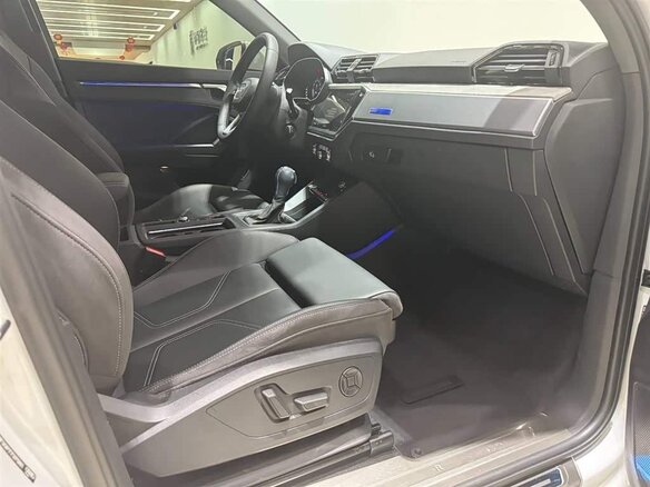 2023 Audi Q3 35 TFSI II (F3), серый, 1900000 рублей - вид 12