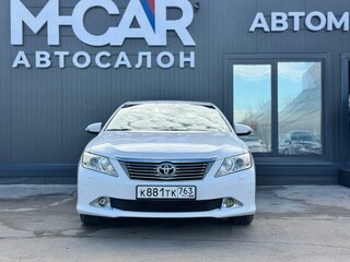 2013 Toyota Camry VII (XV50), белый, 1470000 рублей, вид 2