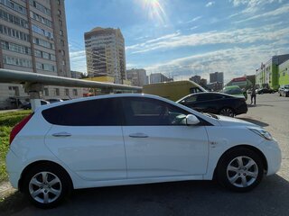 2012 Hyundai Solaris I, белый, 725000 рублей, вид 4