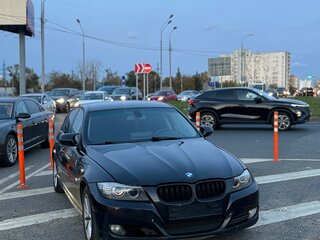 2009 BMW 3 серии 318i V (E90/E91/E92/E93) Рестайлинг, чёрный, 770000 рублей, вид 3