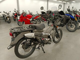 2023 Honda Super Cub, серый, 475000 рублей, вид 3