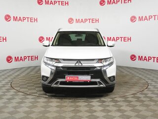 2020 Mitsubishi Outlander III Рестайлинг 3, белый, 1919000 рублей, вид 2
