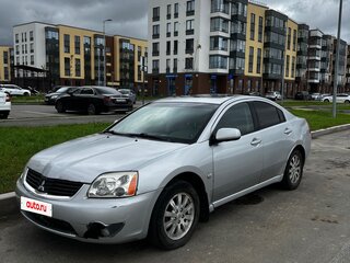 2006 Mitsubishi Galant IX Рестайлинг, серебристый, 320000 рублей, вид 1