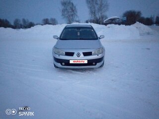 2005 Renault Megane II, серебристый, 230000 рублей, вид 3