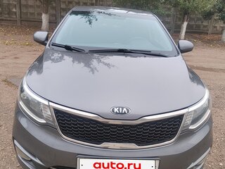 2016 Kia Rio III Рестайлинг, серый, 1200000 рублей, вид 3